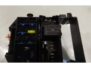   Pojistková skříňka 8200003634   Renault Clio III 2007