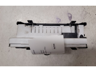 Дисплей 8200307273 Renault Clio III