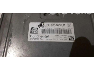 Блок управления двигателем Блок управления 03L906023LM Skoda Rapid (NH)
