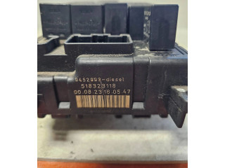 Блок предохранителей  9452993, 518323118   Volvo V70    