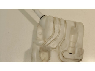 Бачок оконной жидкости    