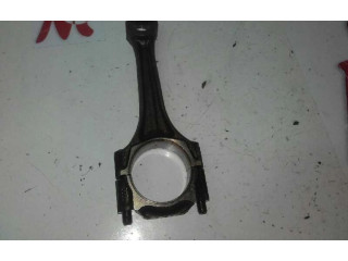 Píst    Audi A3 S3 8L     