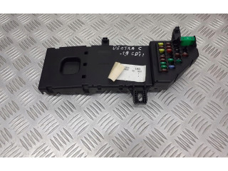 Pojistková skříňka 13223679 Opel Vectra C