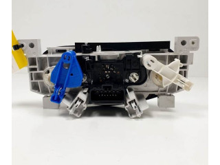 Блок управления климат-контролем    Dacia Logan II