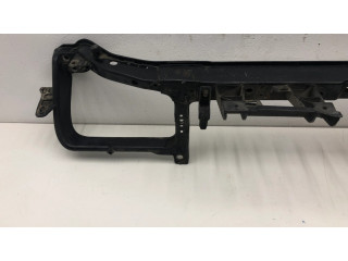 Верхняя часть панели радиаторов (телевизора)