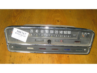 Přístrojová deska Fiat 125p 1979