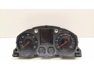 Přístrojová deska Volkswagen PASSAT B6 2005 3C0920870Q