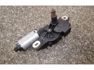 Моторчик заднего дворника 2K0955712B Volkswagen Caddy