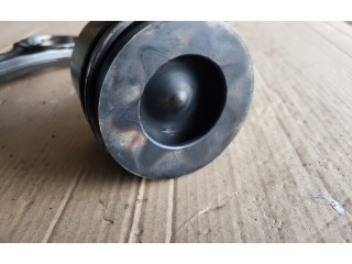 Píst 059AA   Audi Q7 4L     