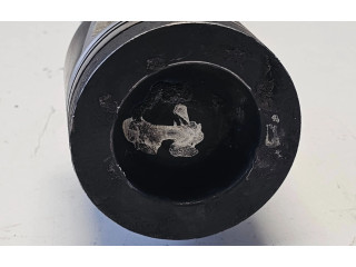 Píst 026038J Volkswagen Tiguan CBB