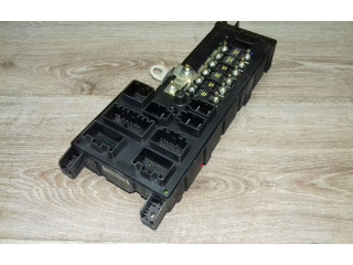 Блок предохранителей 518323118, 9452993   Volvo S80    