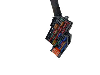 Pojistková skříňka 7L0941828A Volkswagen Touareg 2004