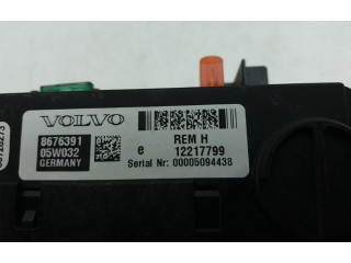 Блок предохранителей  8676391, 8676391   Volvo XC90    