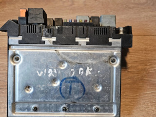 Pojistková skříňka 00009481A, 2204524001B7 Mercedes-Benz E W211 2002