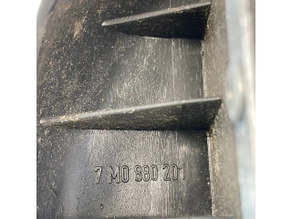 Подушка безопасности водителя 95VWF042B85B Ford Galaxy