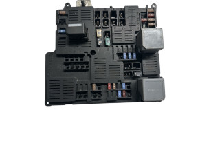 Блок предохранителей  31473771   Volvo XC90    