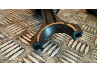 Píst BMW 3 E90 E91 pro naftový motor 2.0 N47