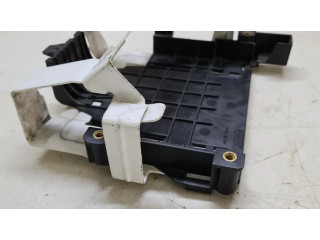 Другая деталь отсека двигателя