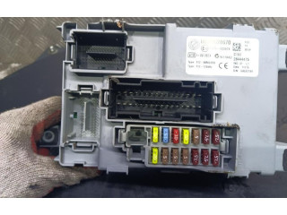 Блок предохранителей     Opel Combo D    