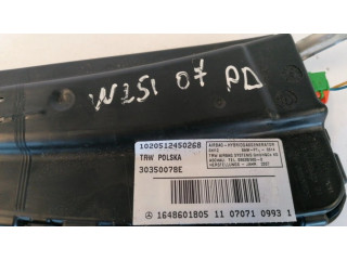 Подушка безопасности в сиденье A1648601805   Mercedes-Benz R W251