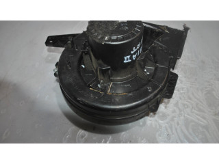 Вентилятор печки 6R1819015A, Y1551 Skoda Fabia Mk1 (6Y)