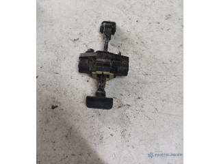 Ограничитель открытия двери Dacia Lodgy