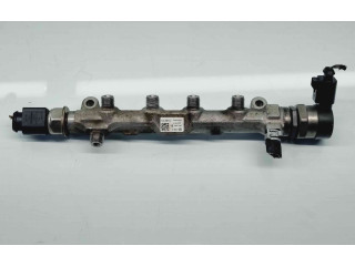 Топливная рампа 04L089B Skoda Octavia Mk3 (5E)