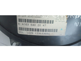 Přístrojová deska Mercedes-Benz ML W163 2005 A1635402047