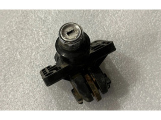 Замок багажника     Mercedes-Benz 190 W201 1982 - 1993 года