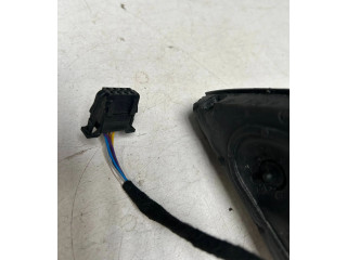 Зеркало электрическое Skoda Fabia Mk3 (NJ) 2015 - 2021 года