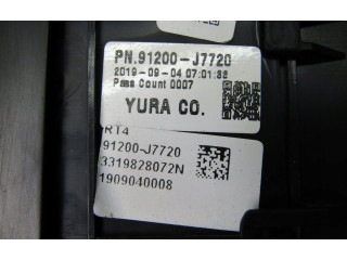 Блок предохранителей 91200J7720 KIA Ceed