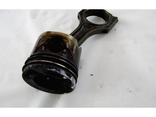 Píst 11258580699 BMW 5 F10 F11