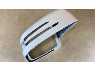 Пластиковая отделка зеркала