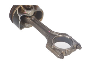 Шатун  06H198401D    Volkswagen PASSAT B8  