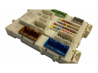 Блок предохранителей 31412887, 8594127194   Volvo V40    