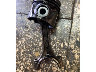 Поршень с шатуном 81L79 Volvo V70