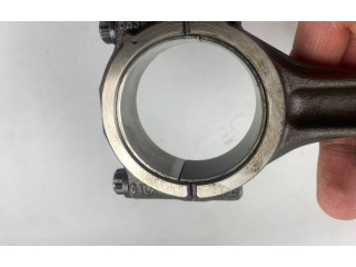  Поршень с шатуном  02604LA, 04LADE  Audi A3 S3 8V  