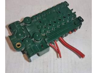 Pojistková skříňka 61138370640 BMW 5 E39 1999