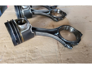 Píst 059AA   Audi Q7 4L     