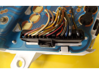 Панель приборов 769216250, 769914990 Mazda 323 F