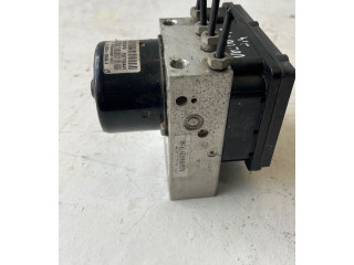 Блок АБС 30793445, 00401396E0 Volvo V70 2000 - 2004 года