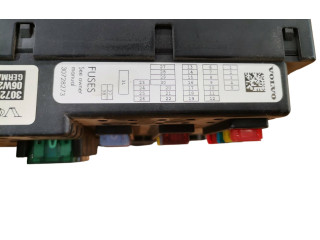 Блок предохранителей 30728512, 28017881   Volvo XC90    