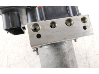 Jednotka ABS 104474500B   Tela Model S 2023