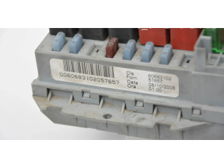 Блок предохранителей 60683102   Alfa Romeo 166    