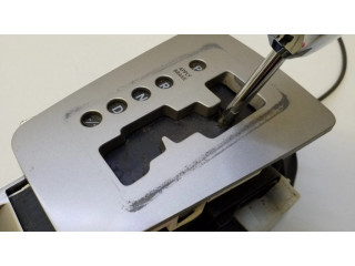 Механизм переключения передач (кулиса) (в салоне)