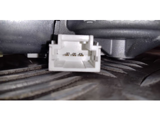 Двигатель стеклоочистителя заднего стекла