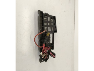   Pojistková skříňka 4E0971845   Audi A8 S8 D3 4E 2006