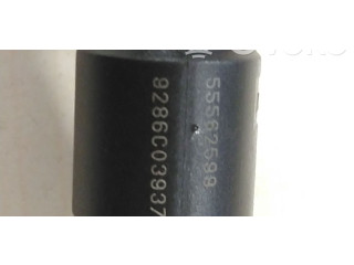 Vstřikovač 55562599, 8215210 Opel Astra J A16XER