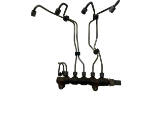 Топливная рампа 9654592680, 07330171832   Volvo V50  