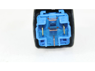 Блок предохранителей 952302B650   KIA Sorento    